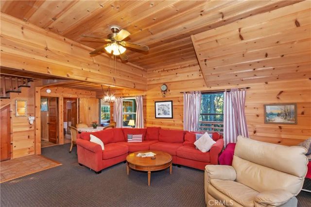 648 Crest Estates Drive, Lake Arrowhead, CA 92352