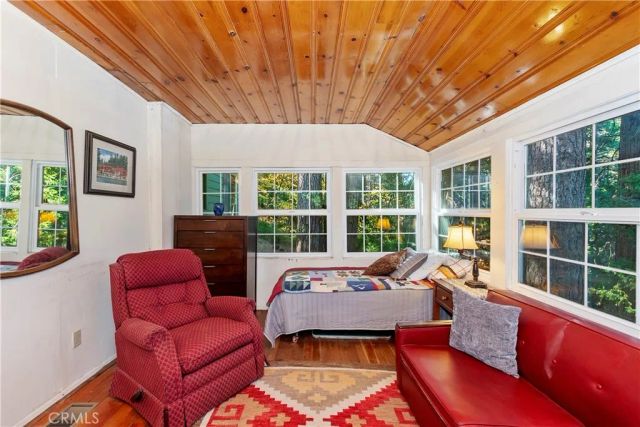 648 Crest Estates Drive, Lake Arrowhead, CA 92352