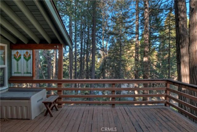 648 Crest Estates Drive, Lake Arrowhead, CA 92352