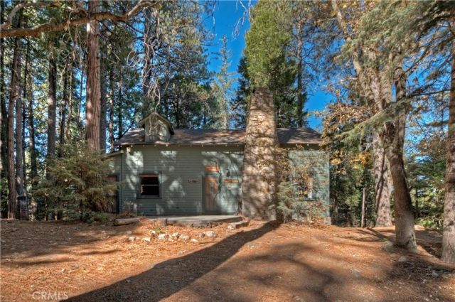648 Crest Estates Drive, Lake Arrowhead, CA 92352