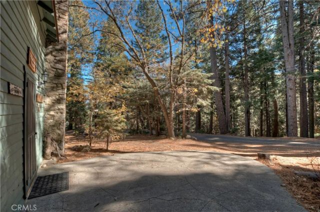 648 Crest Estates Drive, Lake Arrowhead, CA 92352