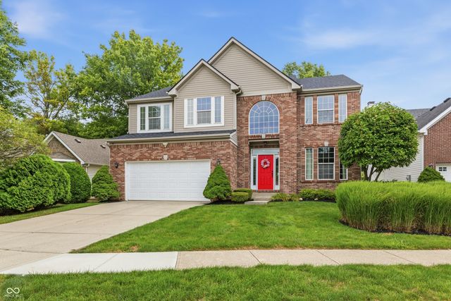 6513 Sussex Drive, Zionsville, IN 46077