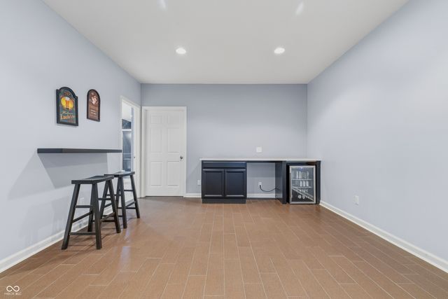 6513 Sussex Drive, Zionsville, IN 46077