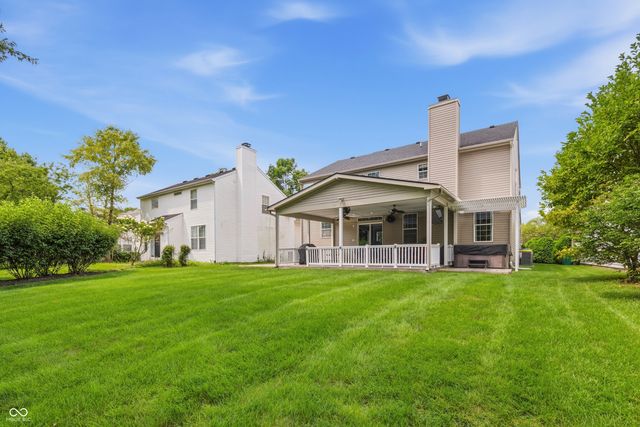 6513 Sussex Drive, Zionsville, IN 46077