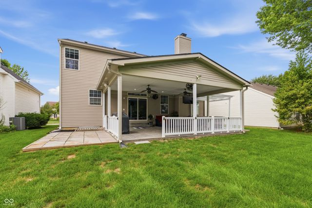 6513 Sussex Drive, Zionsville, IN 46077