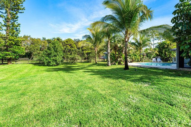 6799 149th Place N, Palm Beach Gardens, FL 33418