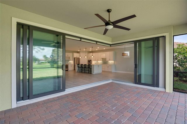 4210 Strickland Way, Vero Beach, FL 32967