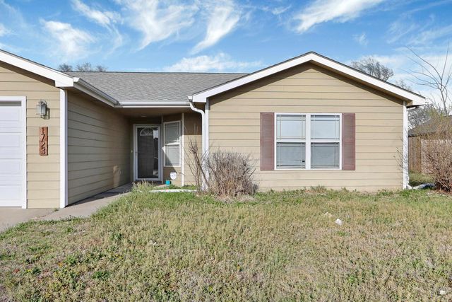 1723 14th Street Place, Junction City, KS 66441