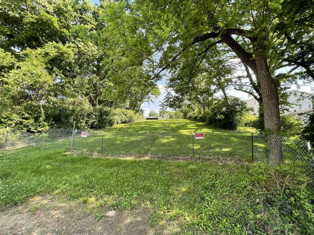 5607 Burgess Ave, Nashville, TN 37209