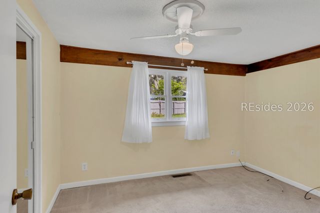 9 Palmetto Beach Dr, Bluffton, SC 29910