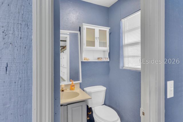 9 Palmetto Beach Dr, Bluffton, SC 29910