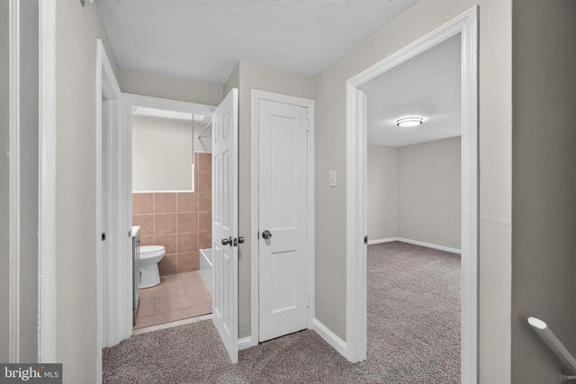 220 WEYMOUTH RD, Darby, PA 19023