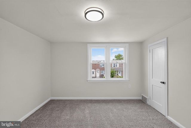 220 WEYMOUTH RD, Darby, PA 19023
