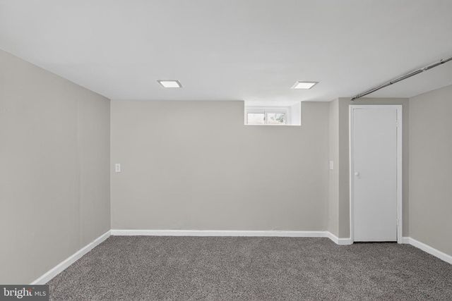 220 WEYMOUTH RD, Darby, PA 19023