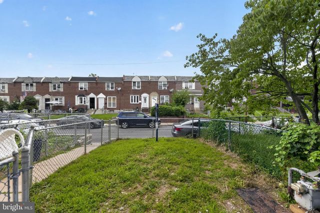 220 WEYMOUTH RD, Darby, PA 19023
