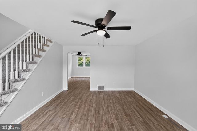 220 WEYMOUTH RD, Darby, PA 19023