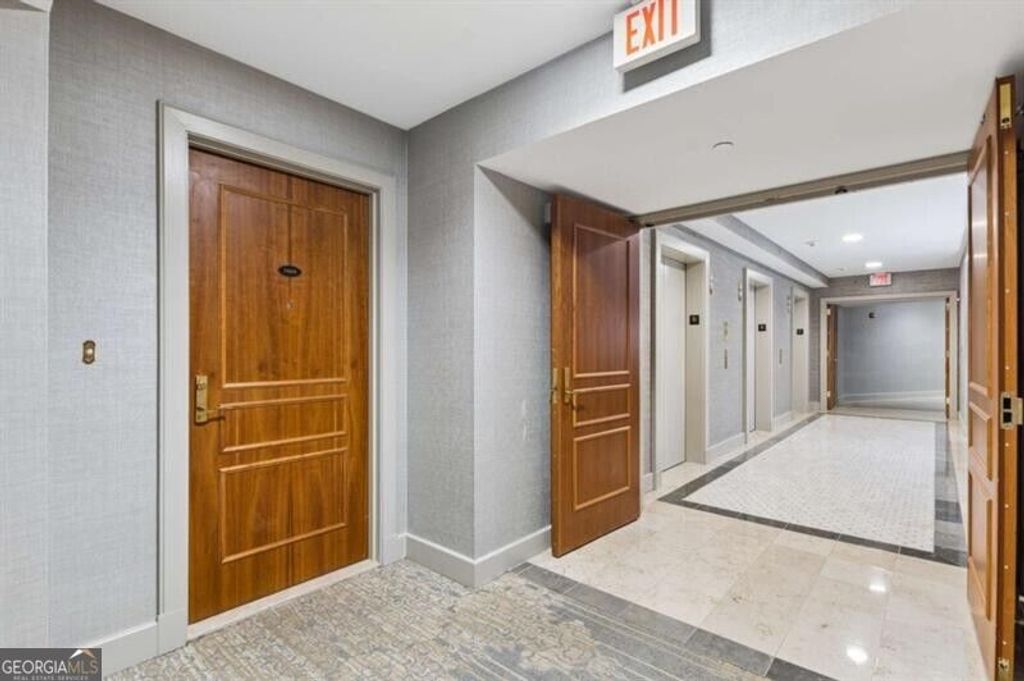 700 Park Regency Place NE 1604, Atlanta, GA 30326 — photo 2