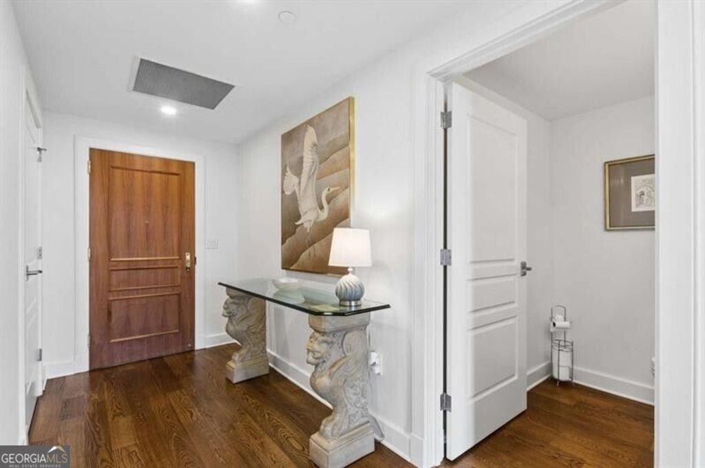 700 Park Regency Place NE 1604, Atlanta, GA 30326 — photo 4