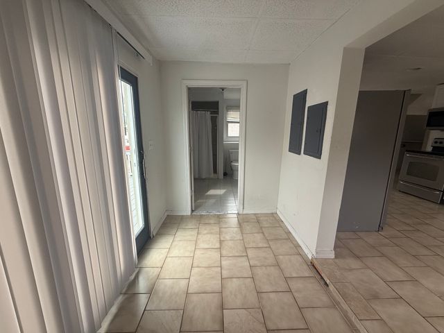 14 Arcadia St 2, Revere, MA 02151