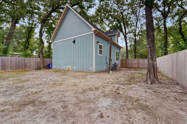 121 Elk Cove Drive, Mabank, TX 75156