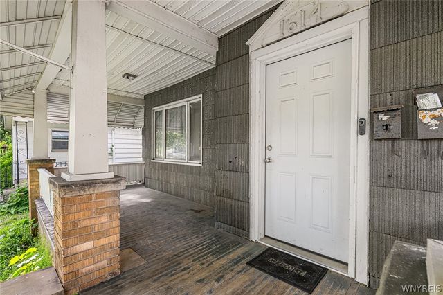 1614 Ferry Avenue, Niagara Falls, NY 14301