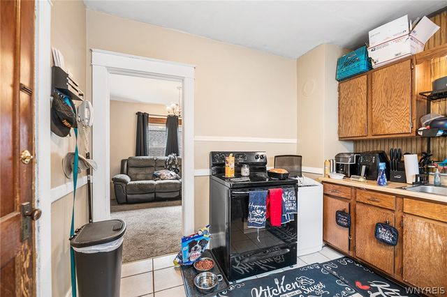 1614 Ferry Avenue, Niagara Falls, NY 14301