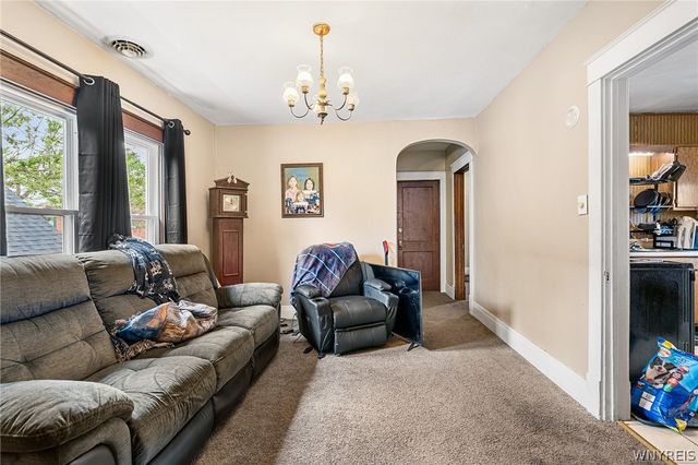1614 Ferry Avenue, Niagara Falls, NY 14301
