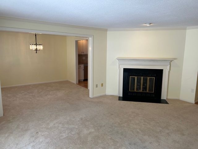 14 Stonybrook Ln 131, Middleton, MA 01949