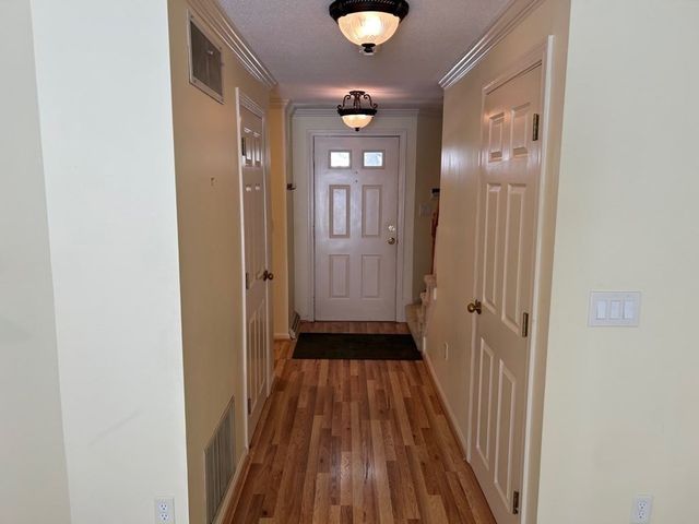 14 Stonybrook Ln 131, Middleton, MA 01949