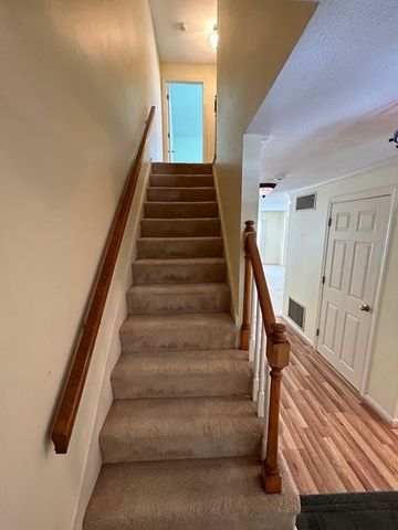 14 Stonybrook Ln 131, Middleton, MA 01949