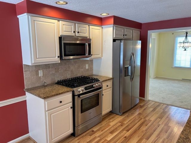 14 Stonybrook Ln 131, Middleton, MA 01949