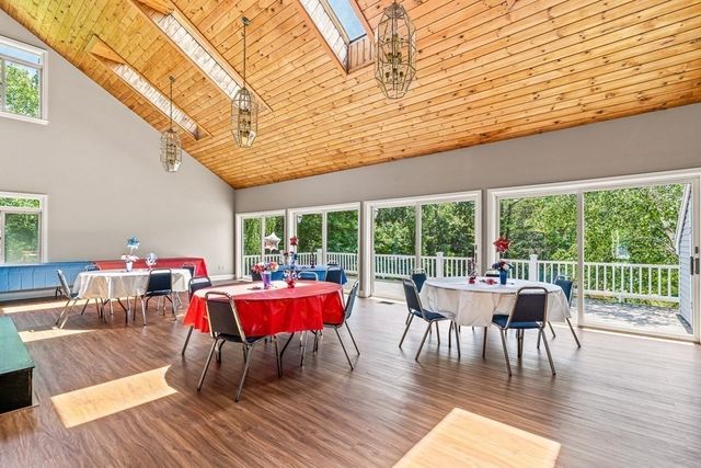 14 Stonybrook Ln 131, Middleton, MA 01949