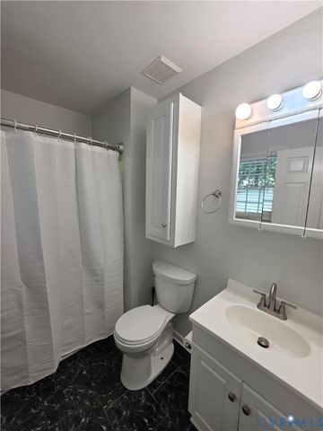 2001 Deer Meadow Ln, Midlothian, VA 23112