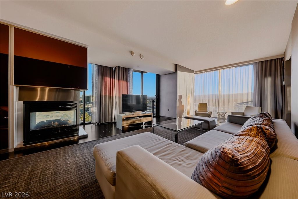 4381 West Flamingo Road 12321, Las Vegas, NV 89103 — photo 2