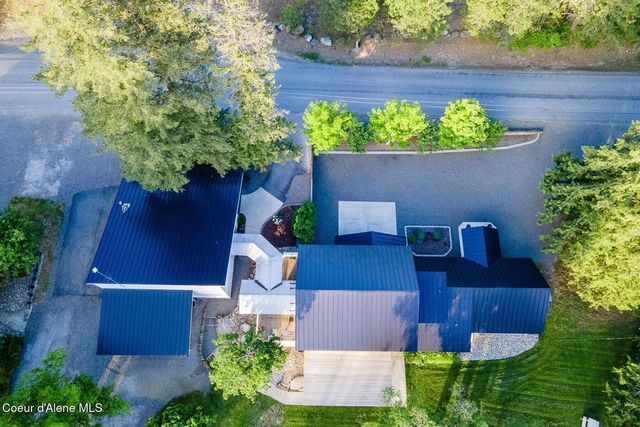 1041 Bottle Bay Rd, Sagle, ID 83860