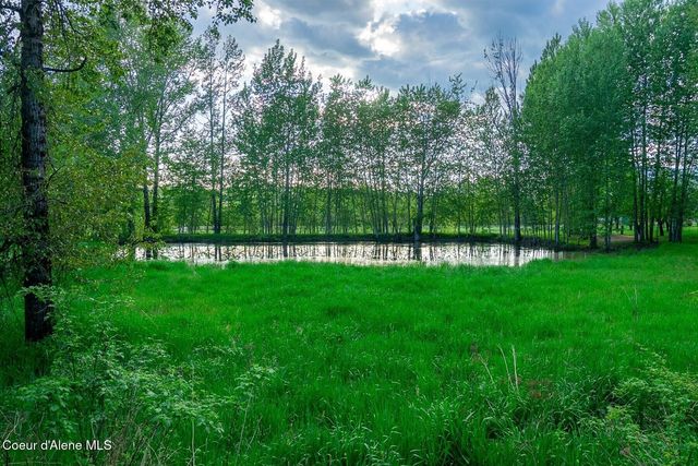 1041 Bottle Bay Rd, Sagle, ID 83860