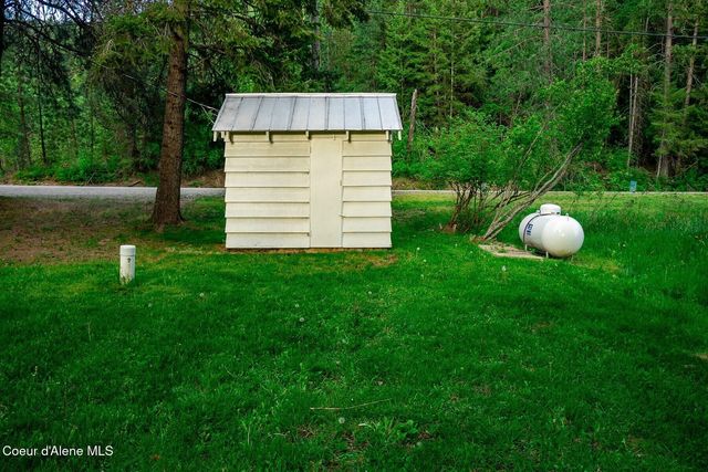 1041 Bottle Bay Rd, Sagle, ID 83860