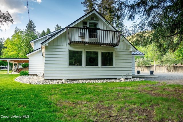 1041 Bottle Bay Rd, Sagle, ID 83860