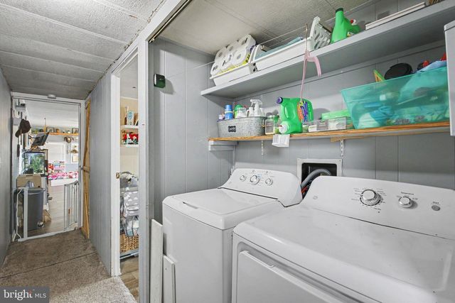 24 ASHTON DR, New Providence, PA 17560