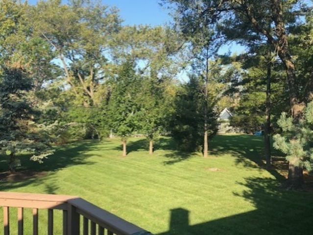 6918 Parkside Avenue, Countryside, IL 60525