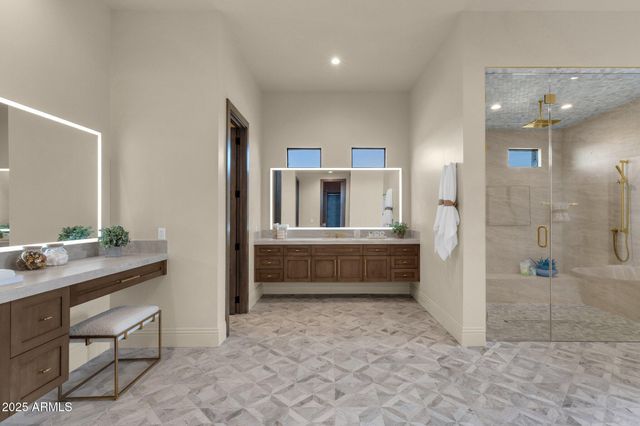 16119 N DESERT FOX Parkway, Fountain Hills, AZ 85268