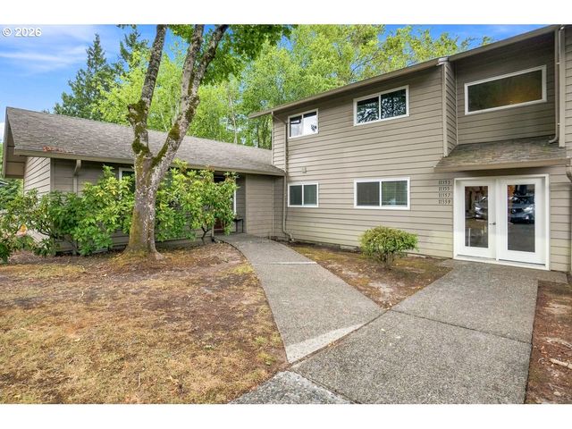 11353 Sw SPRINGWOOD Dr, Portland, OR 97223