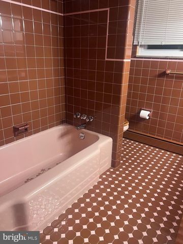 1319 PATERSON DR, Vineland, NJ 08361