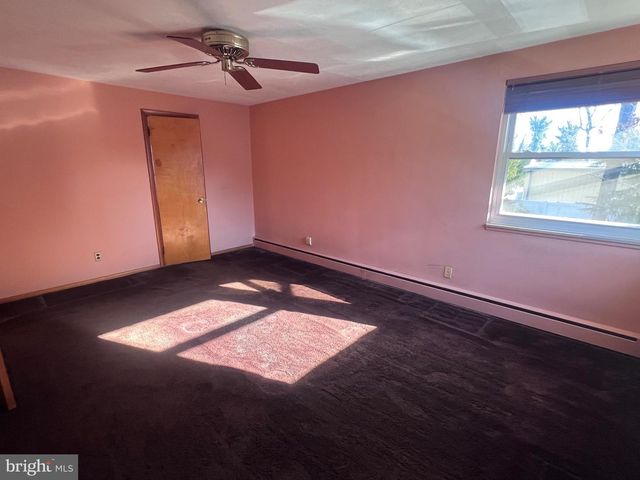 1319 PATERSON DR, Vineland, NJ 08361