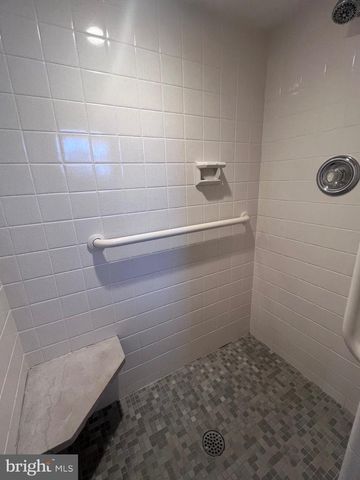 1319 PATERSON DR, Vineland, NJ 08361