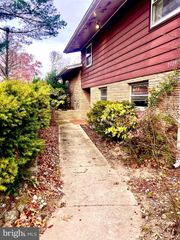 1319 PATERSON DR, Vineland, NJ 08361
