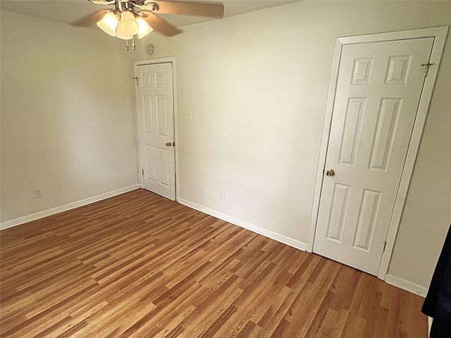 560 Beverly Drive, Shepherd, TX 77371