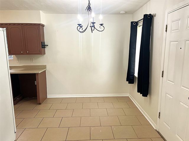 560 Beverly Drive, Shepherd, TX 77371