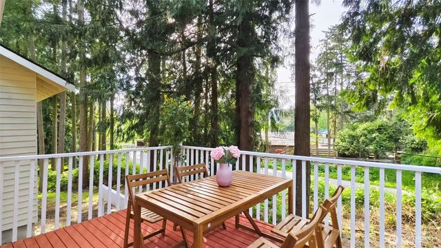 5392 April Drive, Langley, WA 98260