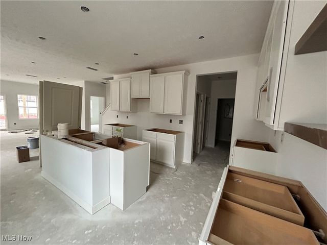 5079 Shepherds Glen, Willoughby, OH 44094